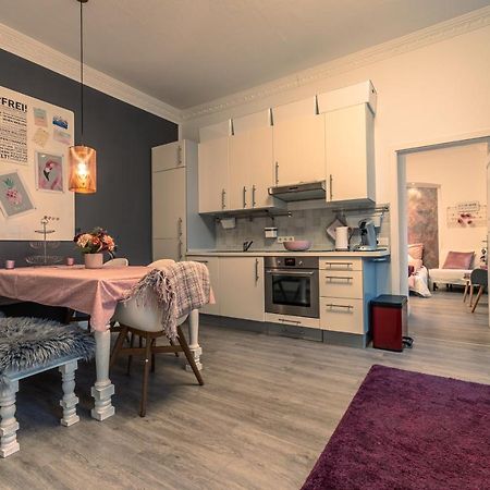 شقة Oriental Cozy Loft - Orientalisches Gemuetliches Loft Weibern المظهر الخارجي الصورة