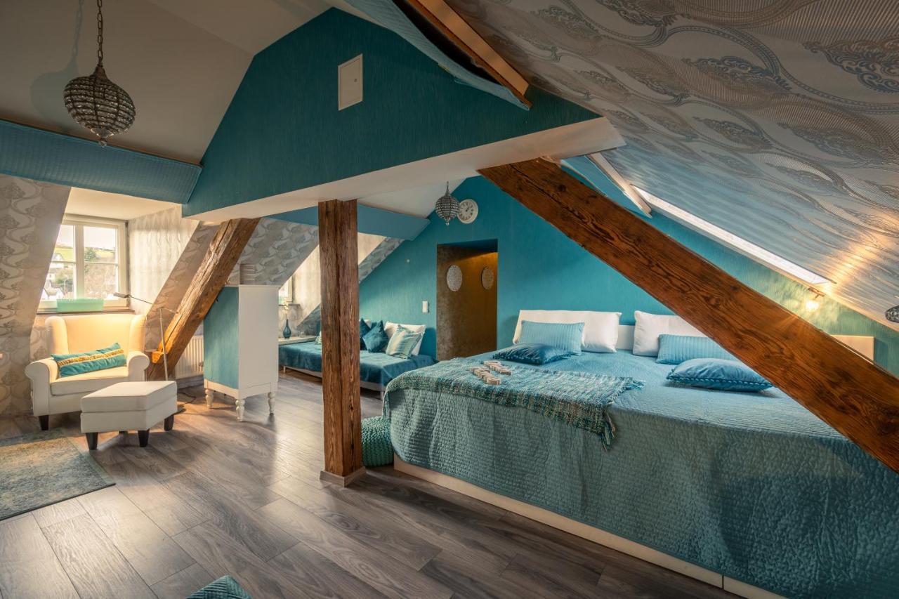 شقة Oriental Cozy Loft - Orientalisches Gemuetliches Loft Weibern المظهر الخارجي الصورة