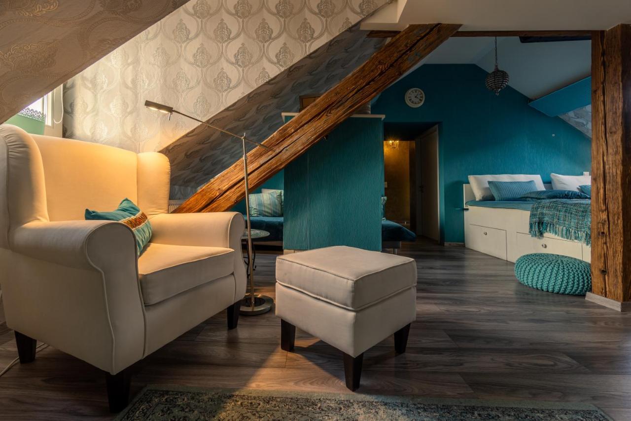 شقة Oriental Cozy Loft - Orientalisches Gemuetliches Loft Weibern المظهر الخارجي الصورة